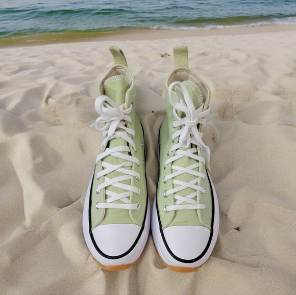 Converse Other - Converse Run Star Men's size 8 shoes woman's 9.5 Aura Olive green. Unisex. more.